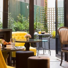 Compagnie Hôtelière de Bagatelle - Les Plumes Hotel Paris - Services - Patio