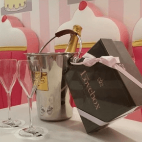 Compagnie Hôtelière de Bagatelle - Vice Versa Hotel Paris - Offers - Full in love
